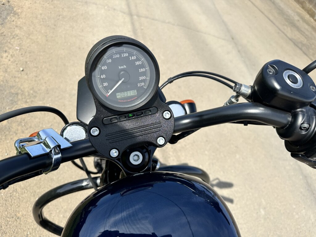 アイアン883 スピードメーター 走行距離3116km表示