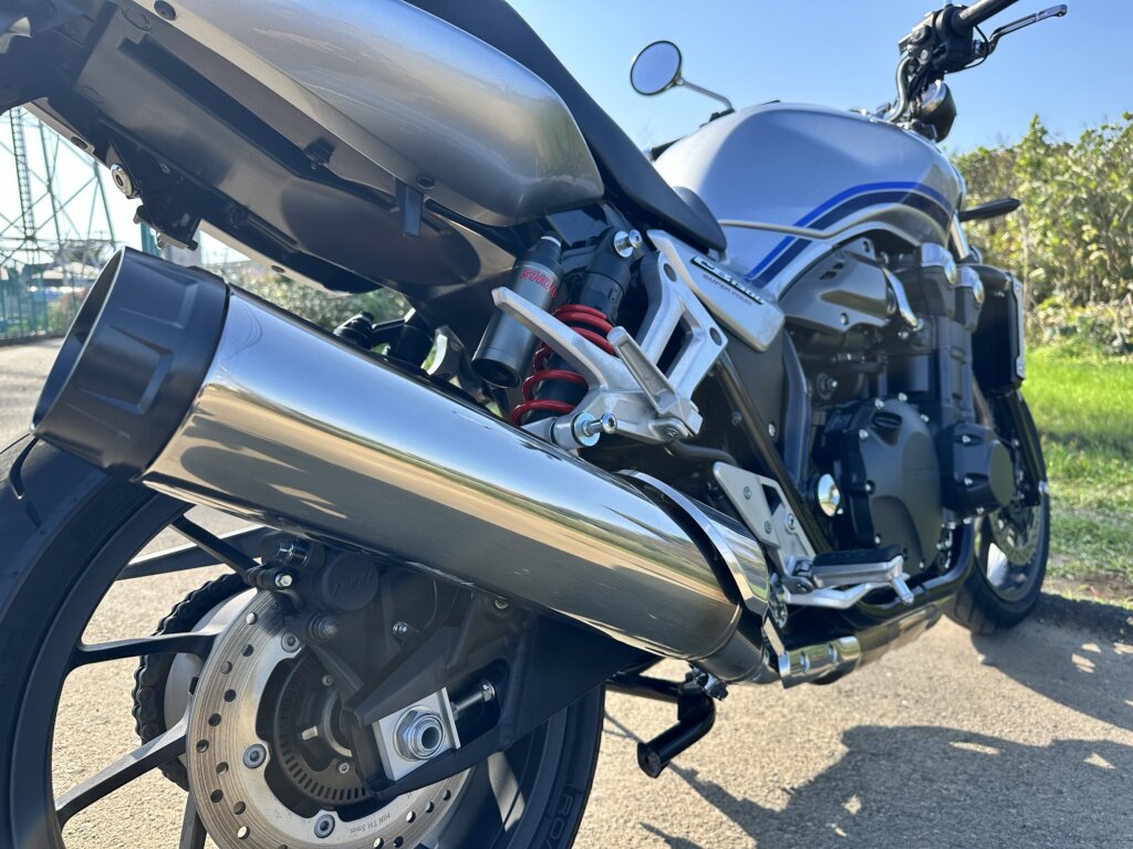 ホンダ CB1300SF 純正マフラー リアサスペンション 状態良好 低走行車