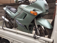 ZZR250