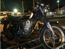 不動SR400