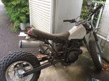不動のTW200