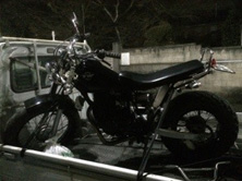 初期型TW200